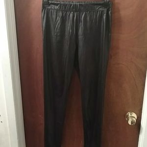 Kardashian Kollection - Liquid Leggings (Large)